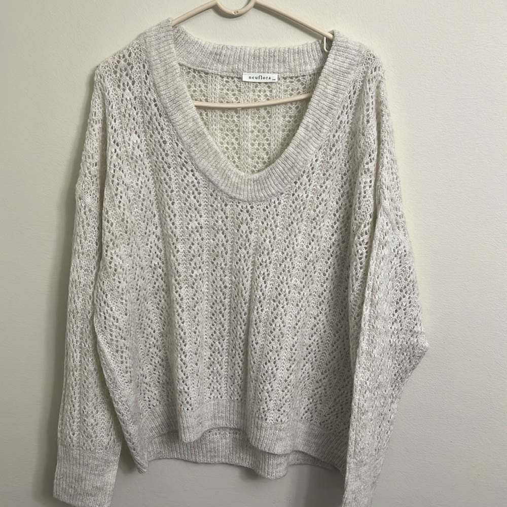 Neuflora Lavon Sweater